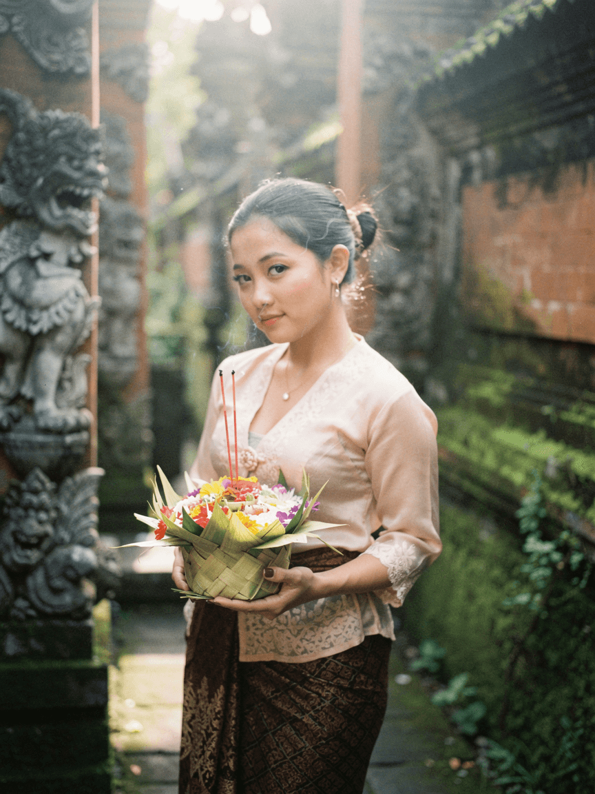 Komang Sari — Verified therapist